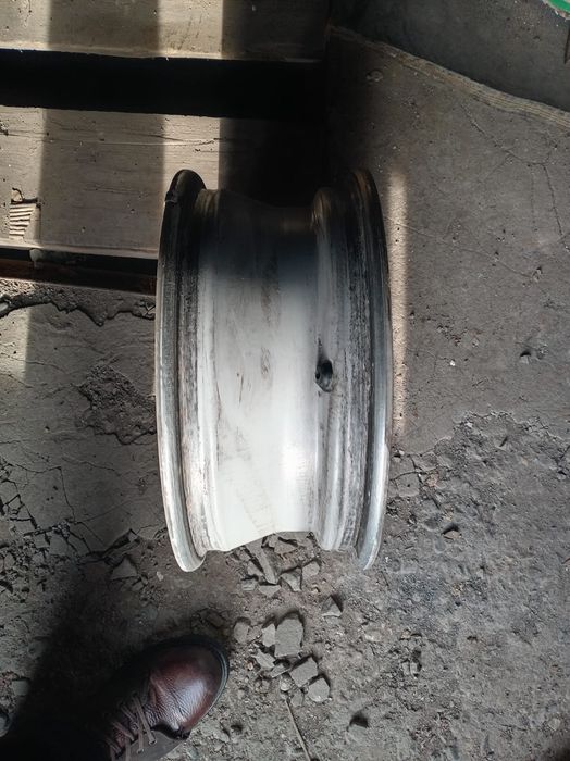 Диски  отличные на приору 14