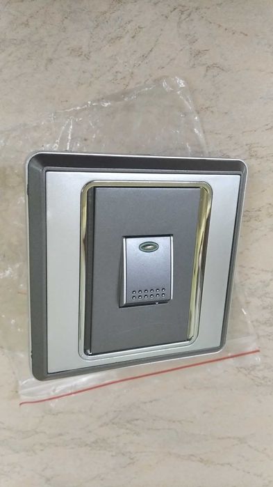 Продам включатель для декора.