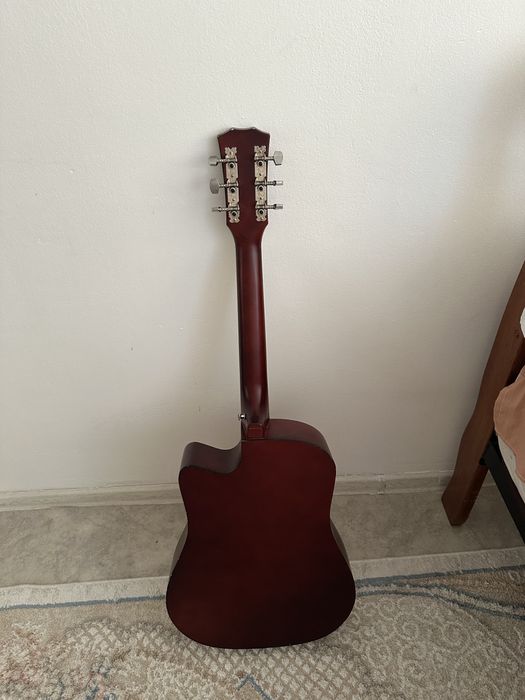 Гитара сатамынн Yamaha)