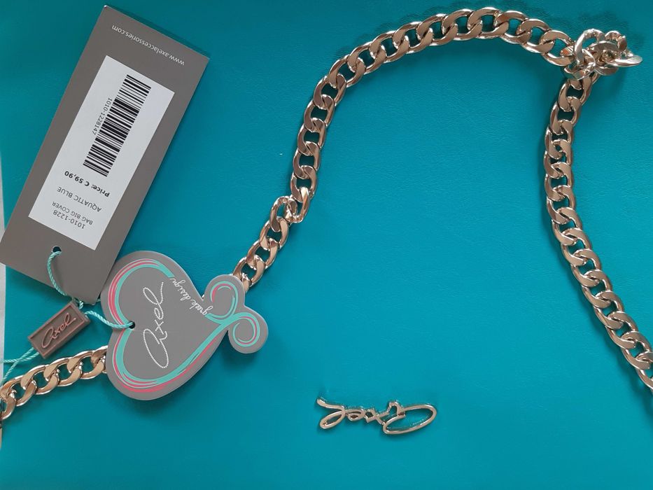 Нова дамска чанта Axel с етикет , тюркоаз