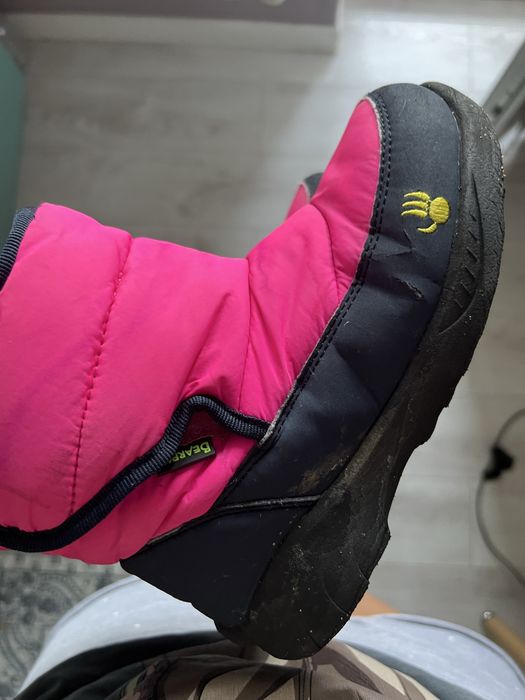 Сапоги на девочку и одежда