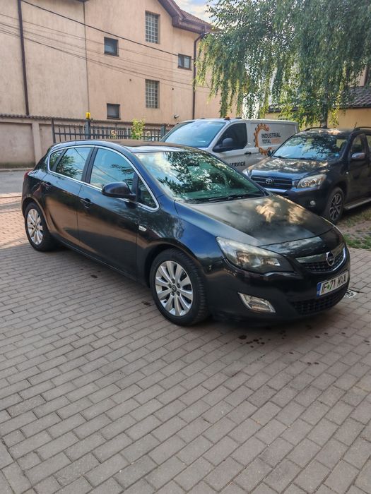 OPEL Astra 2012 — imagine 3