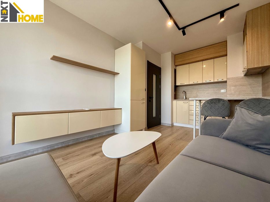 Дава се под наем Тристаен апартамент в Асеновград - 70 кв.м за 448.8 € - Снимка #1
