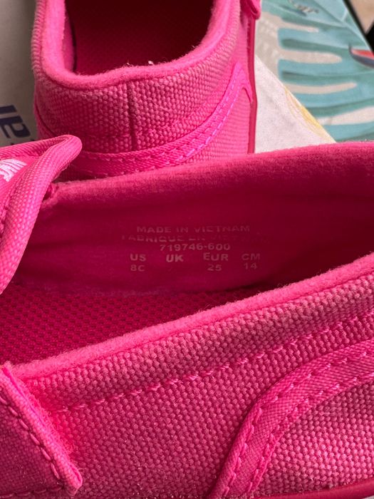 Детски обувки nike за момиче 25 номер