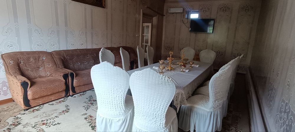 Uch tepa tumanidan Uchastka bor 6,5sotix 11 Xona