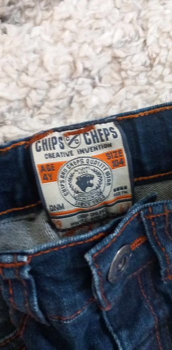 Set 98-104cm pret 30lei