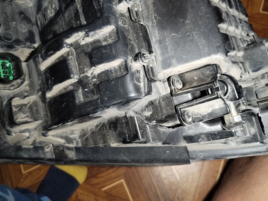 Фара левая Киа Соренто 3 линзы