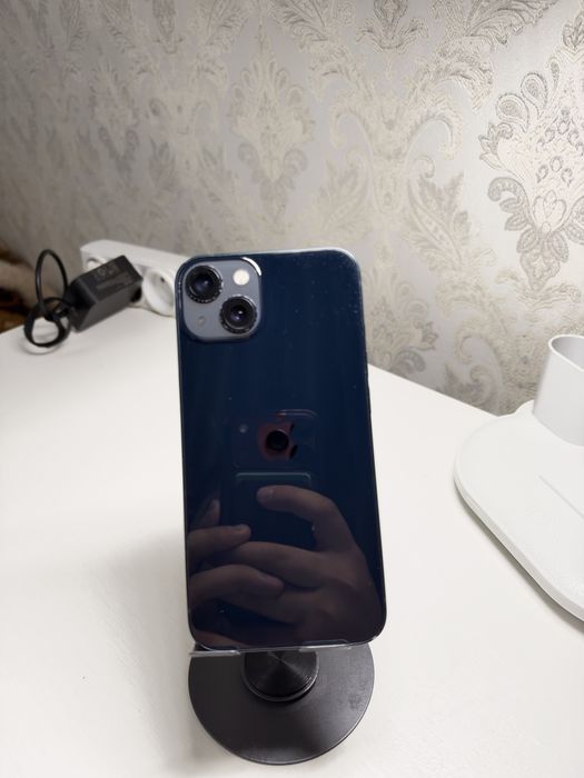 Продам iPhone 13 256 GB, Midnigh