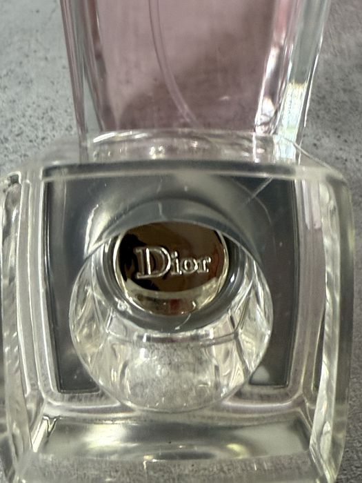 Продам  парфюм “Dior Addict”Eau France