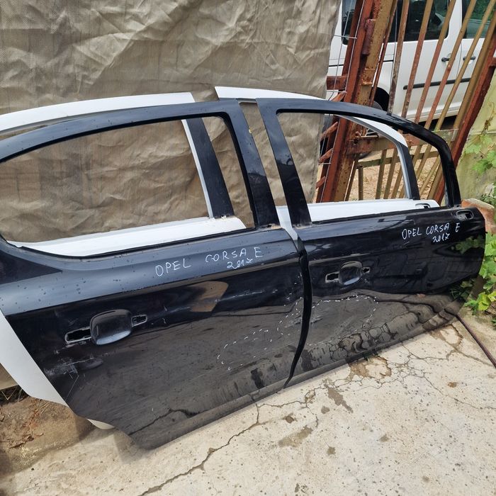 Opel Corsa E 2017 задна дясна врата