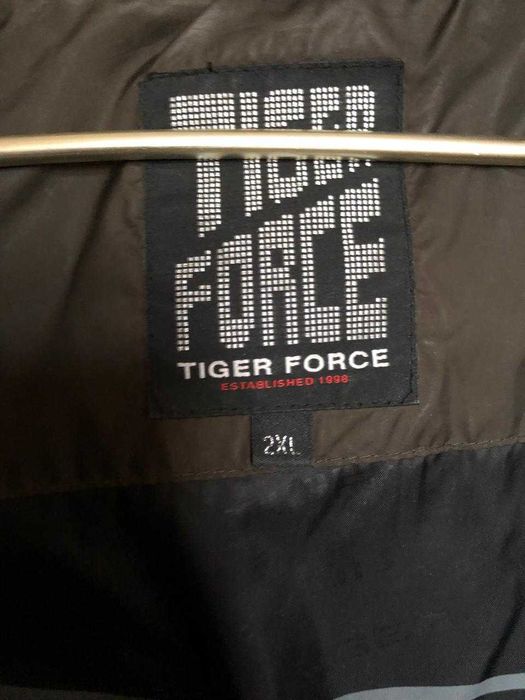 Пуховик "TIGER", в отличном состоянии.