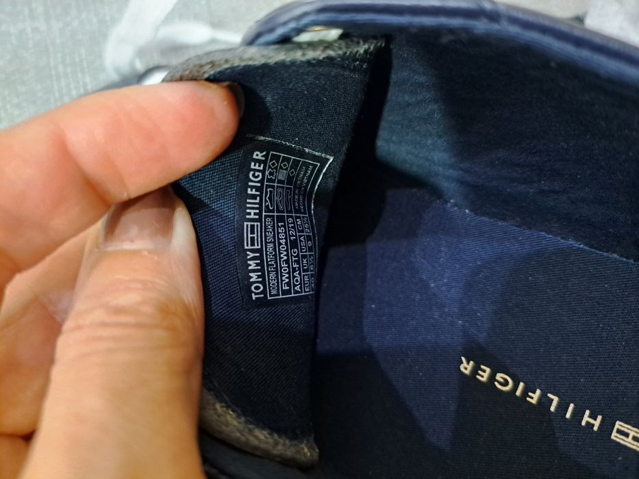 Намалени! Сникърси Tommy Hilfiger