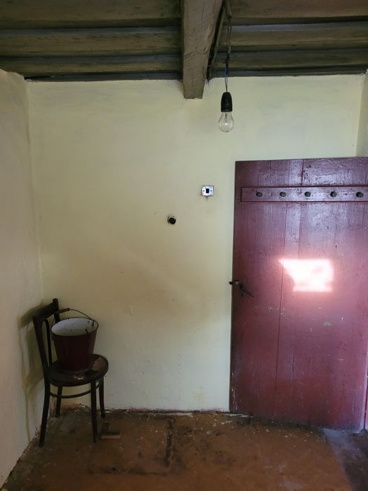 Vând casa sau se vinde in rate