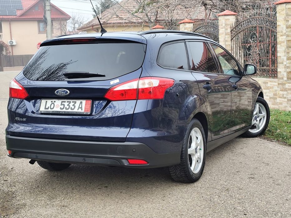 Ford Focus 1.6 benzină clasic, Euro 5 impecabil