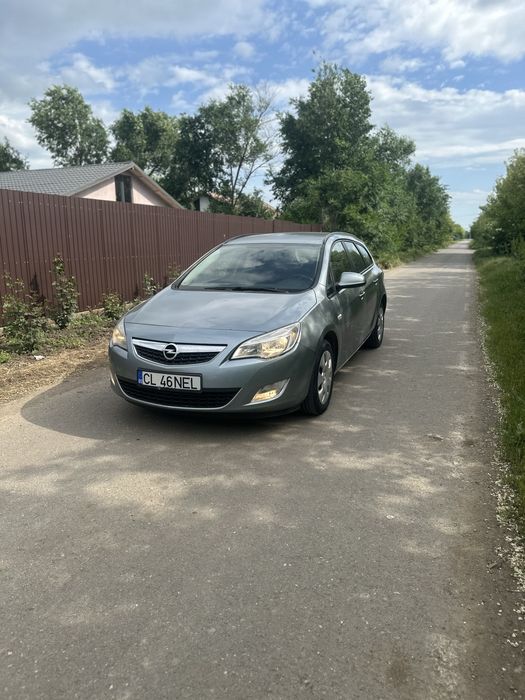 Opel astra j 2012