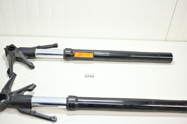Carena  aripa spate carbon si scarite Ducati Monster 937 / 937 +