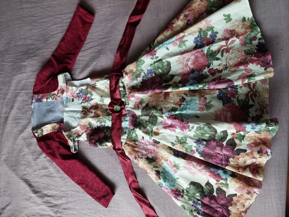 Рокля с болеро 128 р-р