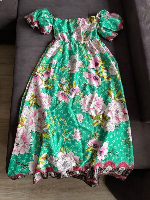 Дамска сатенирана рокля