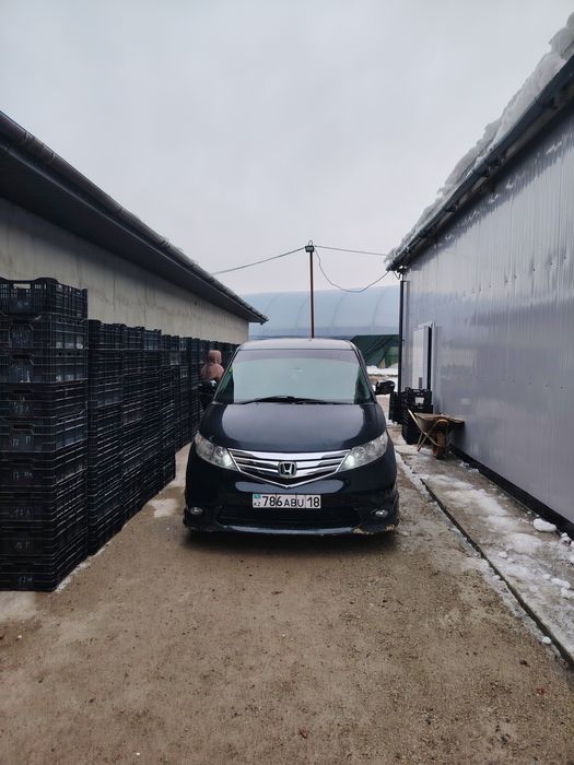 Продам либо обмен Хонда Элизион 2007