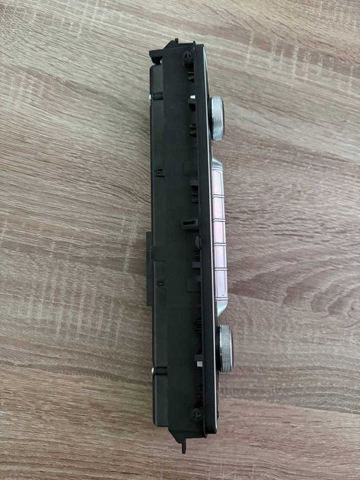 Оригинален климатроник Audi A4/A5/S4/S5 B9/F5 – 8W0820043T