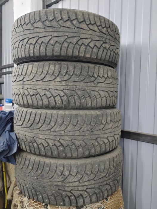 Продам шины шипы 255/55 r18