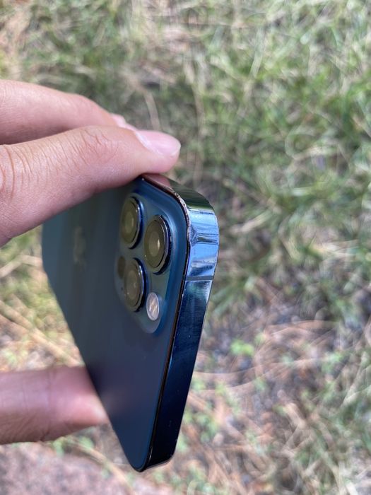 Продам iphone 12 pro