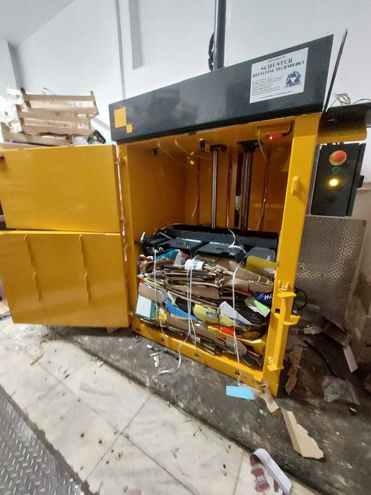 Presa de balotat deseuri s-h