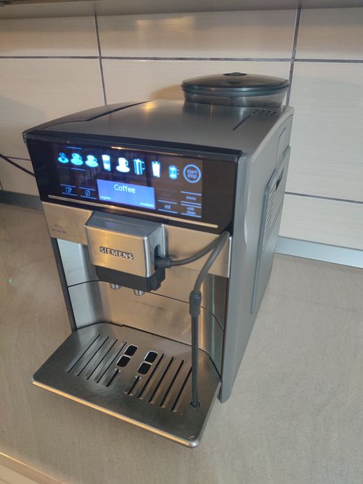 Espresor Siemens EQ 6 seria 700 cafea, se emite factura