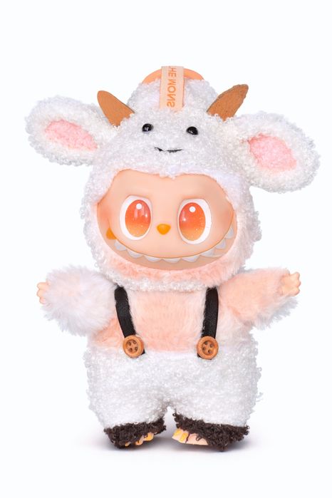 Jucarie de plus breloc - tip Labubu - 15 cm - imbracat in vacuta