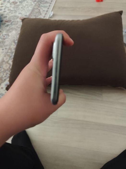 Самсунг а71 продам