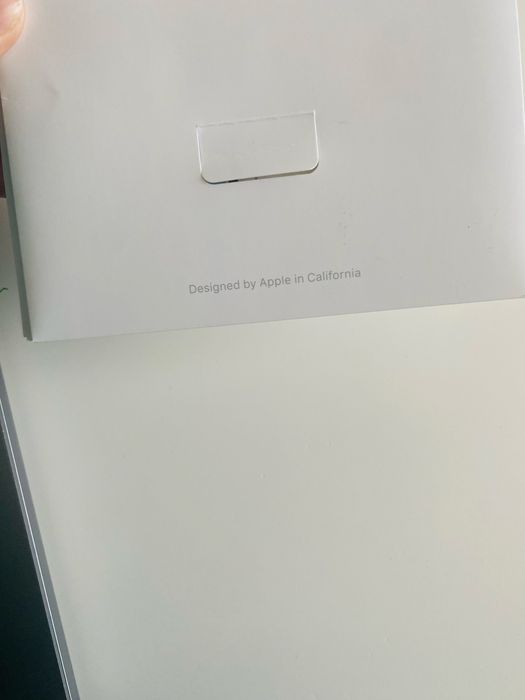 MacBook pro 13,3