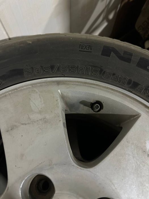 Эпика диска продается с балонами зимние