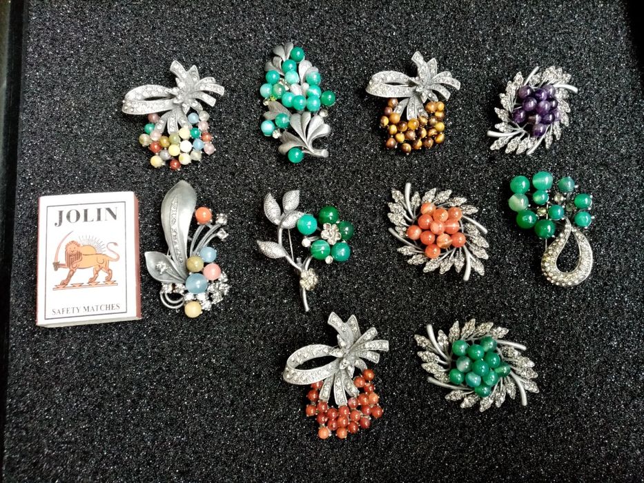 Броши с натуральными камнями!