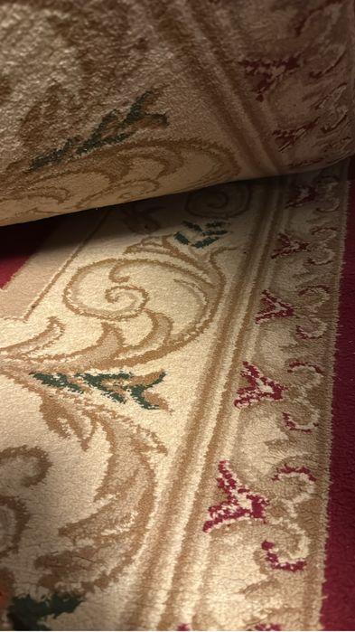 Коврый бу срочно продам