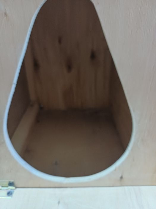 Продам гнездо для курятника