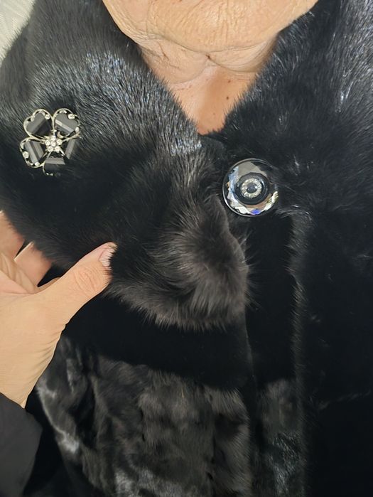 Мутоновая шуба новая