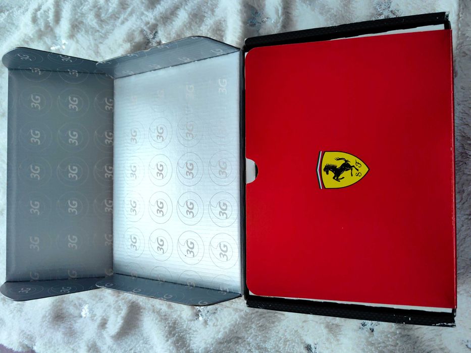 Telefon Sharph Ferrari 902 SH