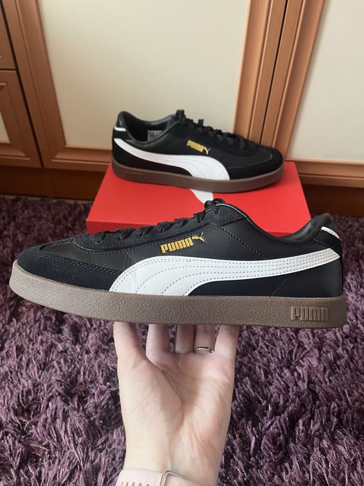 Дамски спортни обувки Puma 42