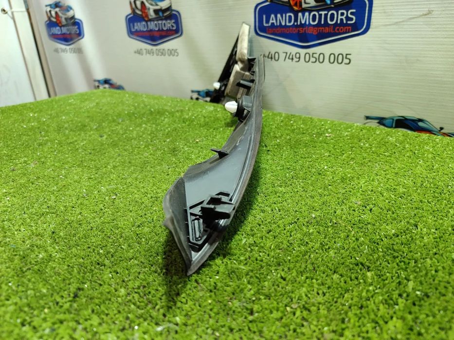 ORNAMENT OGLINDA DREAPTA FORD PUMA 2024 1.0 BENZINA EcoBoost Hybrid MHEV COD OEM L1TB-A16004-A / 2020-2024