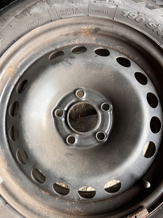4 jante opel zafira/astra 5x110+anvel iarna 195/65/15 ,pirelli ,6-7 mm