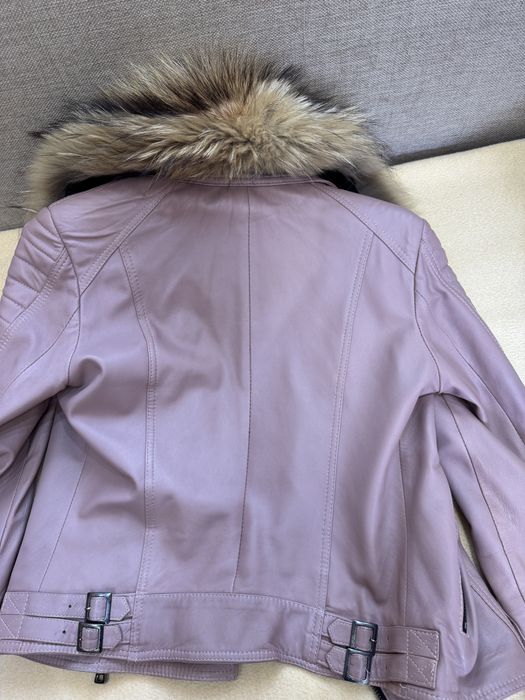 Geaca din piele cu blana naturala