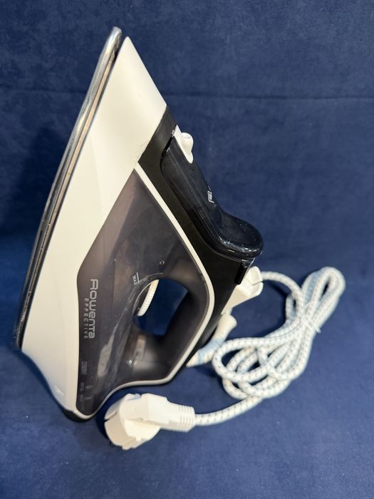 Парна ютия Rowenta Effective