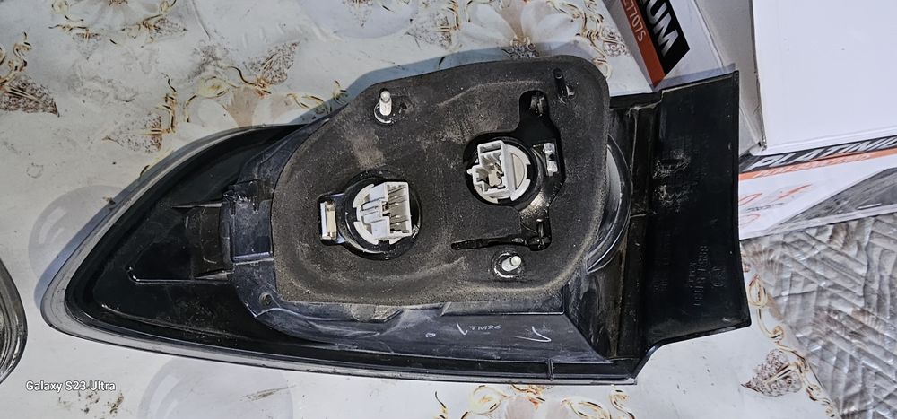 Задние фонари от мазда3 продам б/у