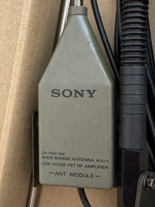 Antena Radio Sony AN-1  LW/MW/SW Wide Range, Low Noise FET RF Amplifier