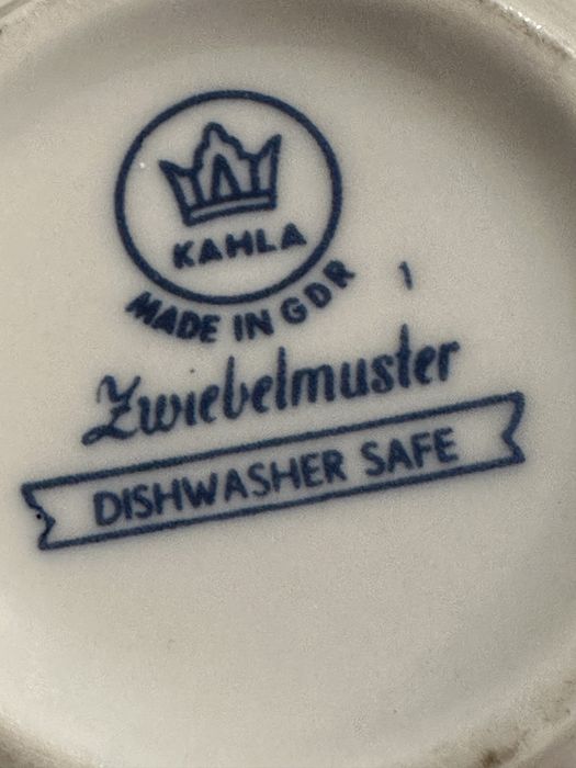 Винтидж колекционерски сервиз за чай/кафе KAHLA BLUE ONION /6 души