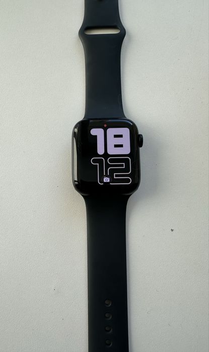 Продам apple watch se2 44mm.