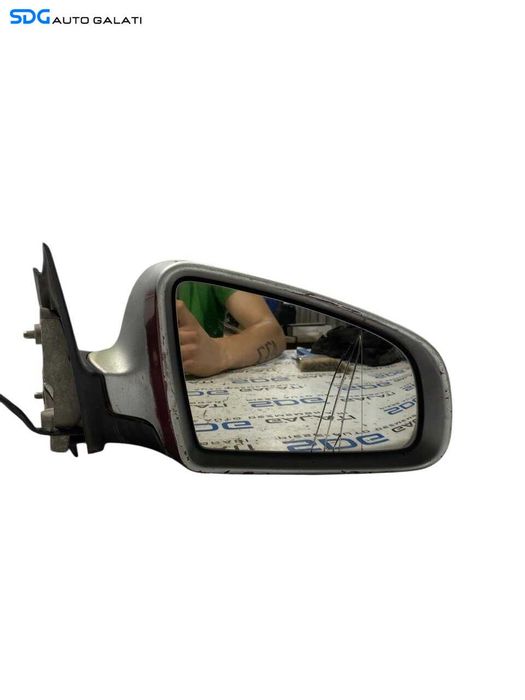 Oglinda Electrica Dreapta Audi A4 B7 (Sticla Fisurata) 2004 - 2008 Culoare Argintiu Cod 010681 [L6647]