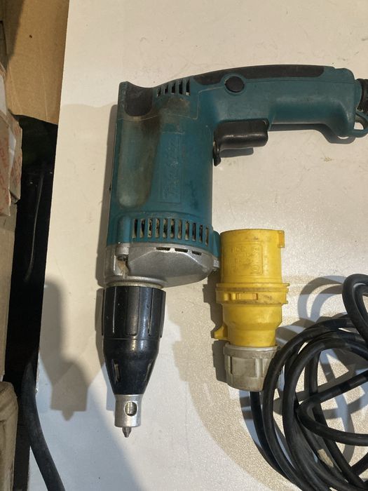 Masina Rigips Makita 6825R 570w Alimentare 110v