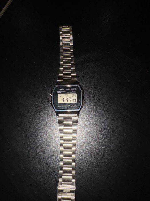 Casio сребърен часовник