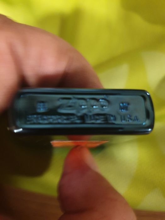 Продавам Оригинално Zipo